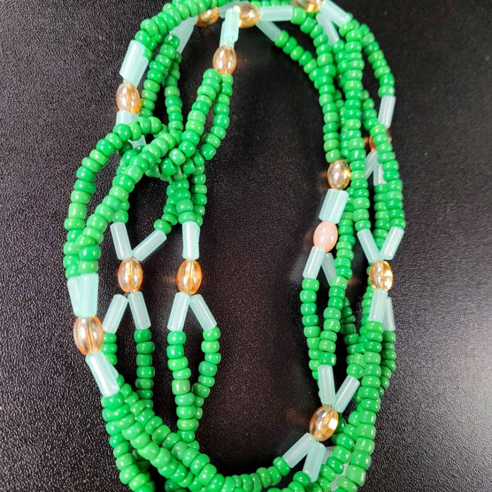 Waist beads